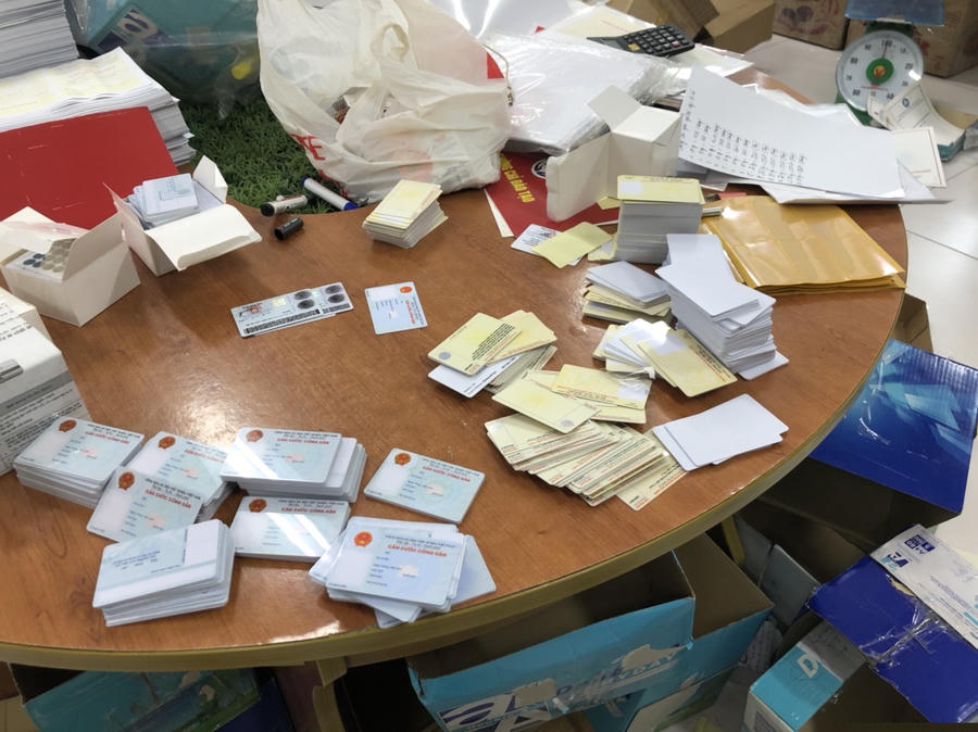 Thu giữ hơn 5 tấn phôi