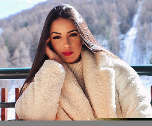 sao xau nhat juventus ve que tron dich voi bo “xinh ngat nguoi” hinh anh 6