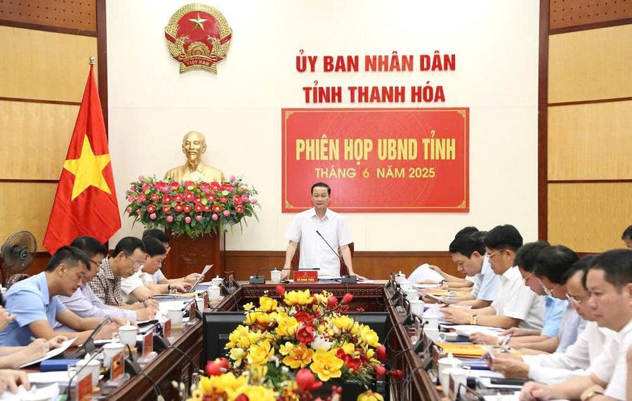 Ông Đỗ Minh Tuấn - Phó Bí thư Tỉnh ủy, Chủ tịch UBND tỉnh phát biểu kết luận tại Hội nghị. (Ảnh: UBND tỉnh Thanh Hoá)