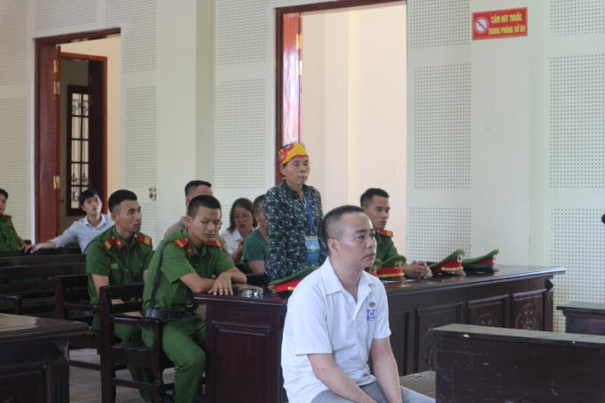 Anh235.