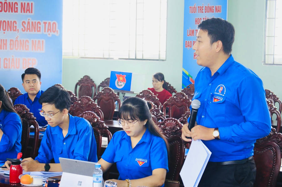 Đại biểu thảo luận, đưa ra những đề xuất, kiến nghị để Đoàn kiểm tra có những định hướng, giải pháp kịp thời.