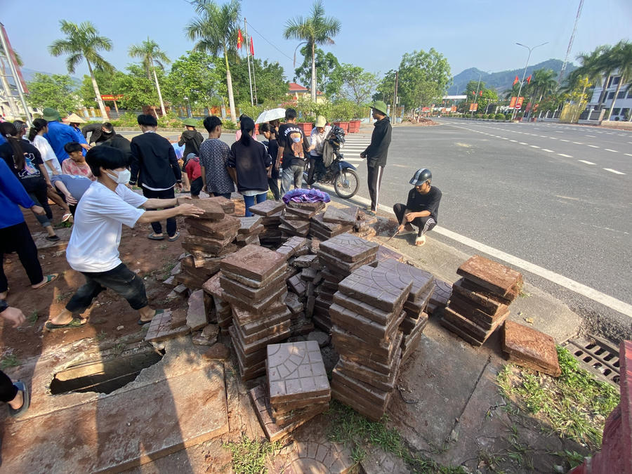 z4372443266596_e44be4e0208a3337d4cfcb239ce71164