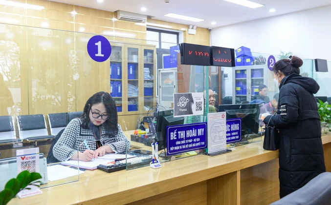 Từ 9/6, Hà Nội sẽ chính thức triển khai tiếp nhận 100% hồ sơ theo hình thức trực tuyến đối với các thủ tục hành chính lĩnh vực hoạt động xây dựng (Ảnh: Nguyễn Hải).