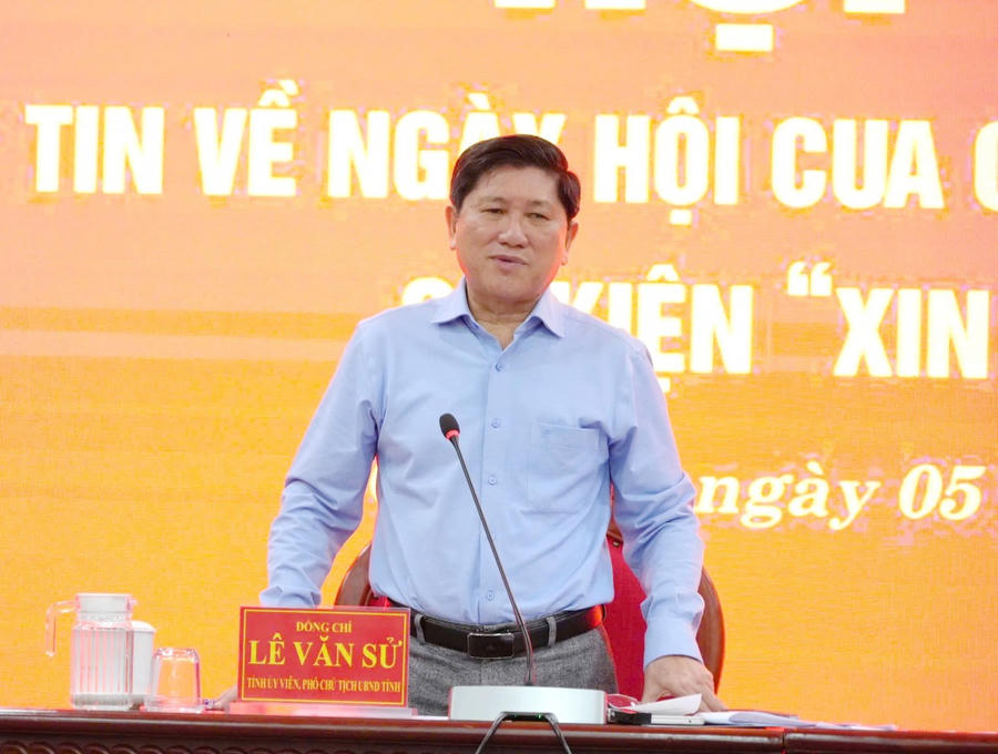 Ông Lê Văn Sử – Phó Chủ tịch UBND tỉnh, Phó Trưởng Ban Thường trực Ban Chỉ đạo, Ban Tổ chức Ngày hội và sự kiện “Xin chào Cà Mau” phát biểu tại buổi họp báo.