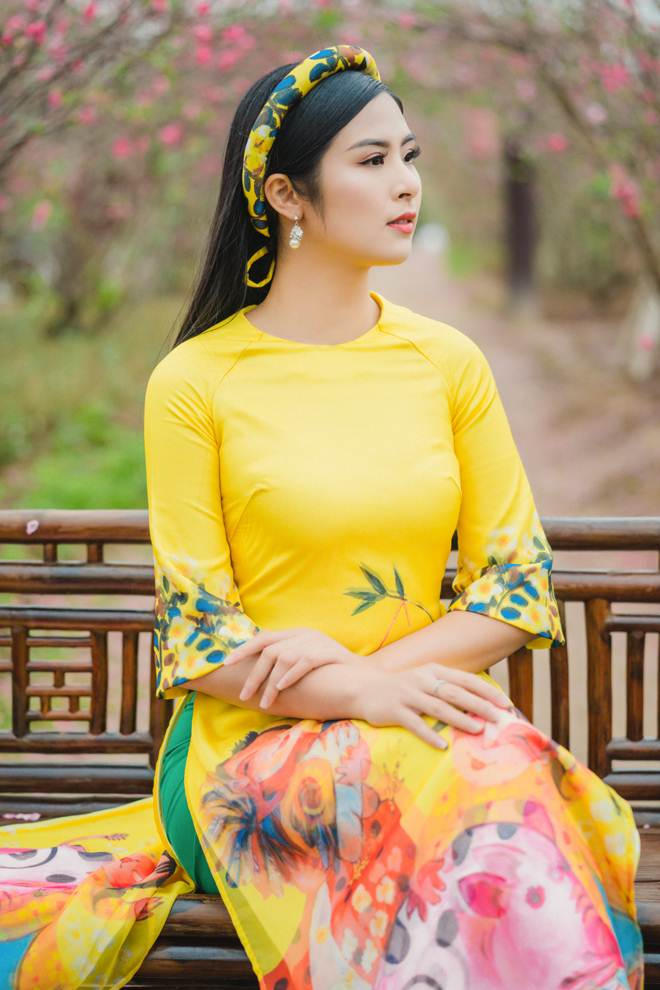 Ngọc H&acirc;n kh&ocirc;ng sốt ruột lấy chồng d&ugrave; bị họ h&agrave;ng th&uacute;c giục