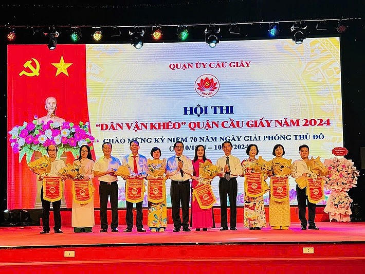 Ban Chấp hành Đảng bộ quận Cầu Giấy (TP Hà Nội) đặc biệt quan tâm công tác dân vận, đẩy mạnh phong trào thi đua “Dân vận khéo” trong toàn hệ thống chính trị quận.