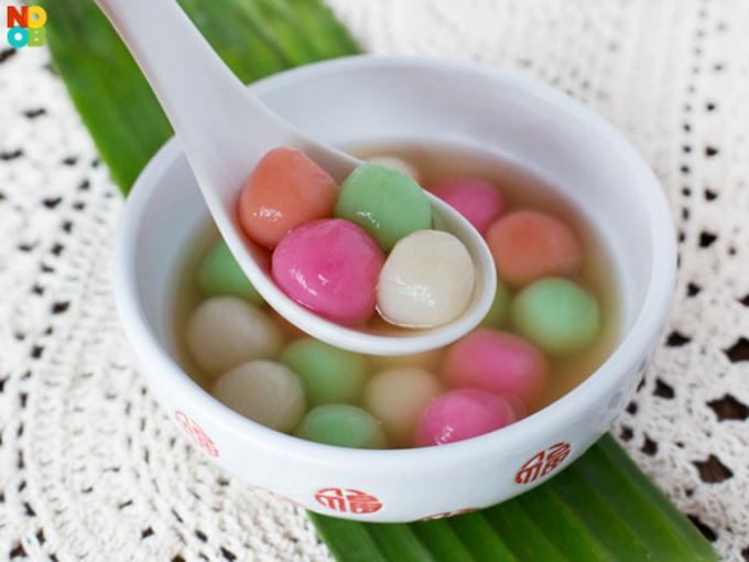 Bánh trôi tàu, món ăn truyền thống của Singapore trong ngày tết.