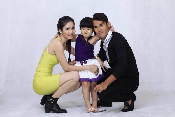 Top 10 c&acirc;u chuyện t&igrave;nh hot nhất l&agrave;ng giải tr&iacute; năm 2015