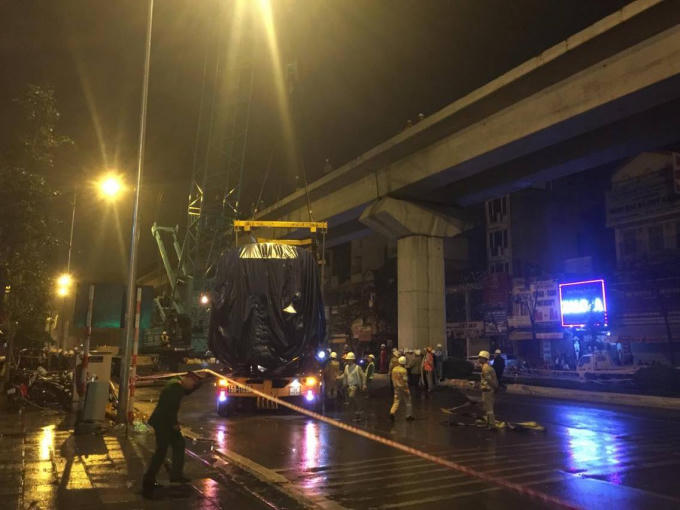 Cận cảnh khớp nối t&agrave;u đường sắt C&aacute;t Linh - H&agrave; Đ&ocirc;ng