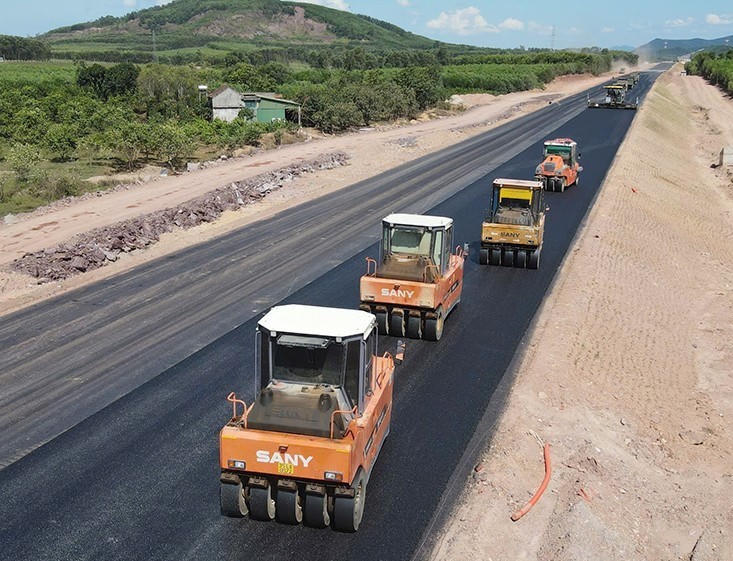 Hai tháng đầu năm, giải ngân vốn đầu tư công Hà Tĩnh cao hơn bình quân cả nước - Ảnh minh hoạ.