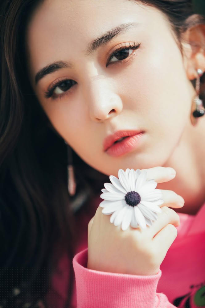 Say đắm nhan sắc 'gây thương nhớ' của người đẹp Tân Cương - ảnh 16