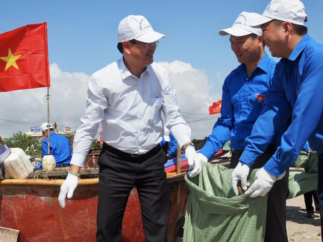 Nhiều hoạt động phong phú, tích cực hưởng ứng Ngày Pháp luật Việt Nam - Ảnh: VGP/LS