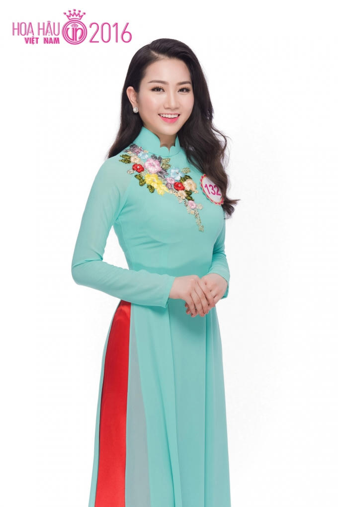 Phùng Lan Hương.
