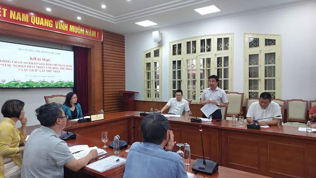 Đại diện các tiểu ban Hội đồng Sơ khảo thảo luận. (Ảnh: Minh Thu/Vietnam+)