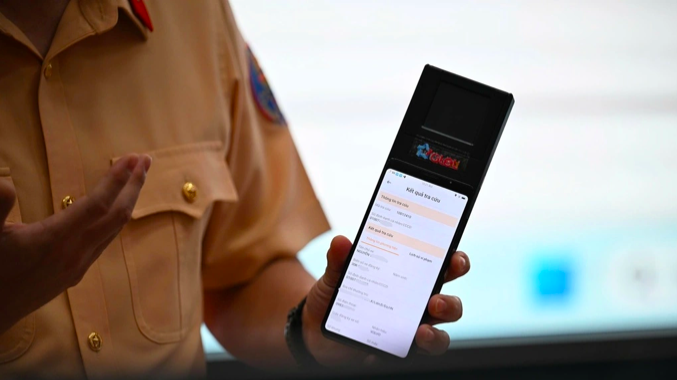 CSGT sẽ gửi thông báo vi phạm cho chủ xe sau 2 tiếng, qua ứng dụng VNeTraffic