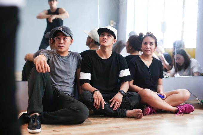 Biên đạo múa Lâm Vĩnh Hải là người hướng dẫn các thí sinh có được những phần trình diễn hấp dẫn và thu hút trên sân khấu.