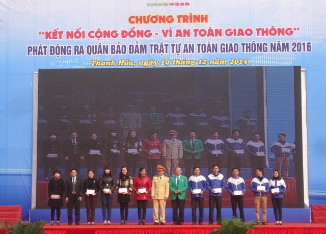 Chương trình đã vinh danh các tập thể, cá nhân đã có nhiều đóng góp xuất sắc trong công tác thực hiện ATGT