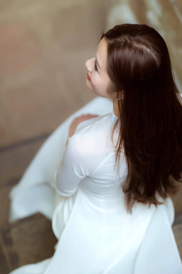 Những khoảnh khắc nhẹ nhàng nhưng không kém phần ngọt ngào của cô gái đến từ quê lúa Thái Bình.