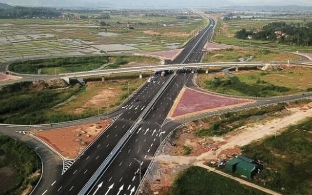 Hơn 84.000 tỷ đồng đầu tư 3 dự án cao tốc trọng điểm