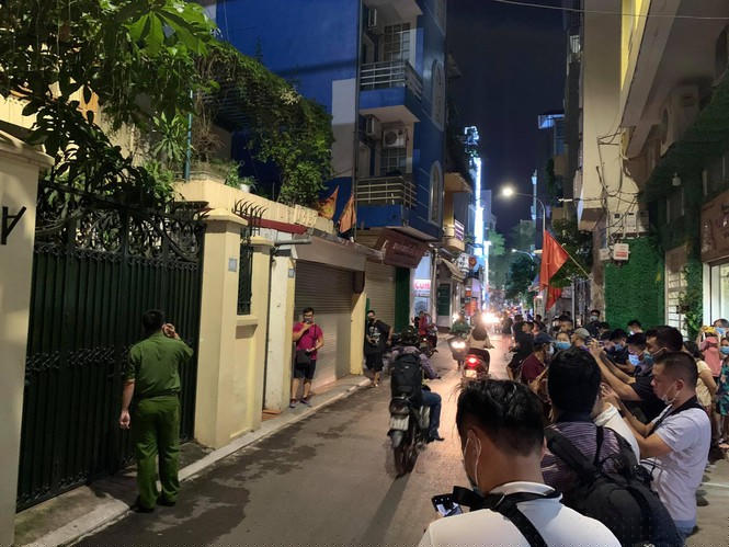 Khám xét nhà riêng, nơi làm việc của Chủ tịch Hà Nội Nguyễn Đức Chung - ảnh 13