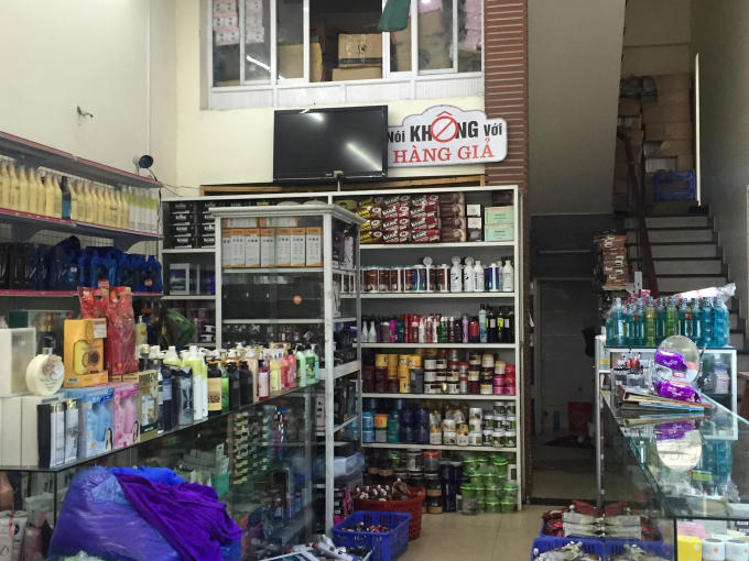 Hải Ph&ograve;ng: Thu giữ hơn một tấn sản phẩm mỹ phẩm nghi giả xuất xứ