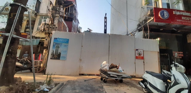 Hà Nội: Công trình 92 Lý Thường Kiệt có vi phạm xây dựng, hợp thức hoá đất công?