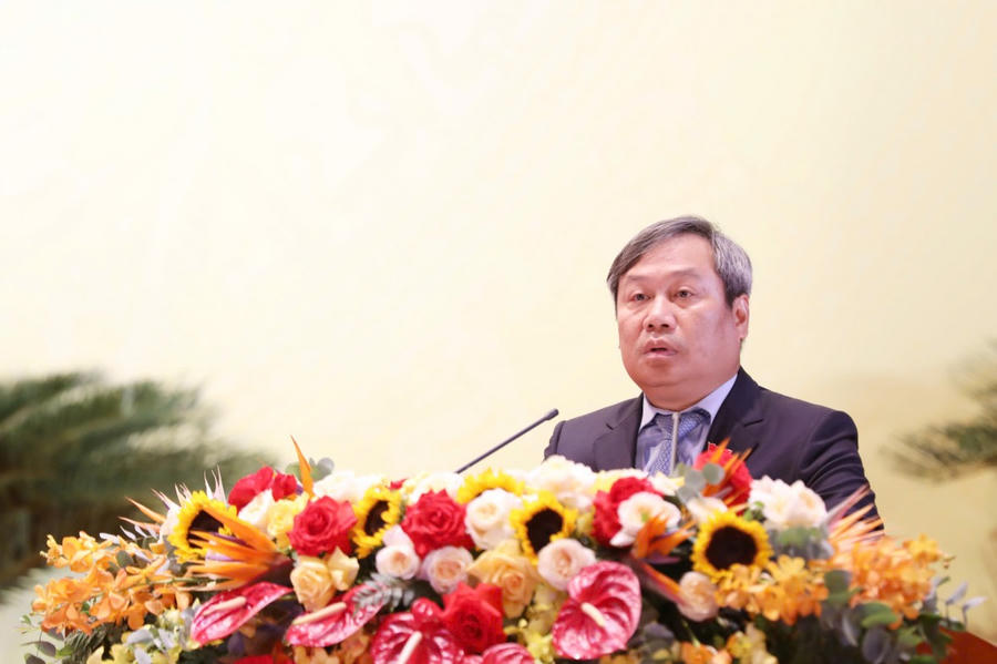 Ông Vũ Đại Thắng, Uỷ viên Trung ương Đảng, Bí thư Tỉnh uỷ, Trưởng Đoàn Đại biểu Quốc hội tỉnh phát biểu chỉ đạo đại hội.