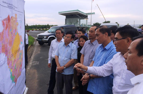 Đoàn Ủy ban Kinh tế của Quốc hội khảo sát tại khu tái định cư Lộc An, Bình Sơn của dự án sân bay Long Thành (Đồng Nai)Ảnh: XUÂN HOÀNG
