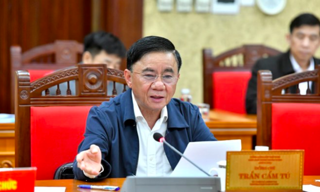 Thường trực Ban Bí thư Trần Cẩm Tú chủ trì giao ban với các ban đảng, 4 văn phòng, các đảng uỷ, cơ quan, đoàn thể ở Trung ương - Ảnh: TTXVN