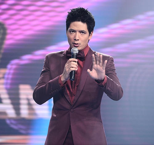 Bình Minh là MC trong lễ trao giải Mai vàng lần thứ 21 bên cạnh Á hậu Hoa hậu Quốc tế 2015 Thúy Vân