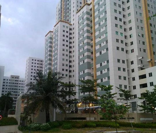 Nhiều người dân đã phải bán nhà để chạy khỏi mùi hôi thối từ bãi rác Đa Phước.