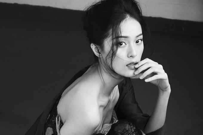 Ha Vi trong bộ hình mới đầy quyến rũ.