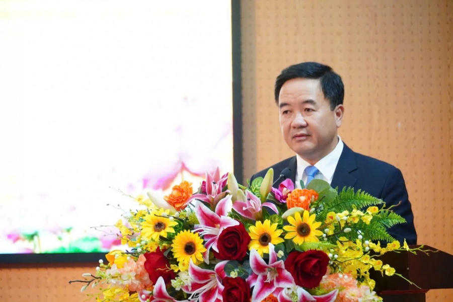 Ông Nguyễn Văn Kiên, tân Chủ tịch UBND TP Hải Dương nhiệm kỳ 2021 – 2026 phát biểu nhận nhiệm vụ.