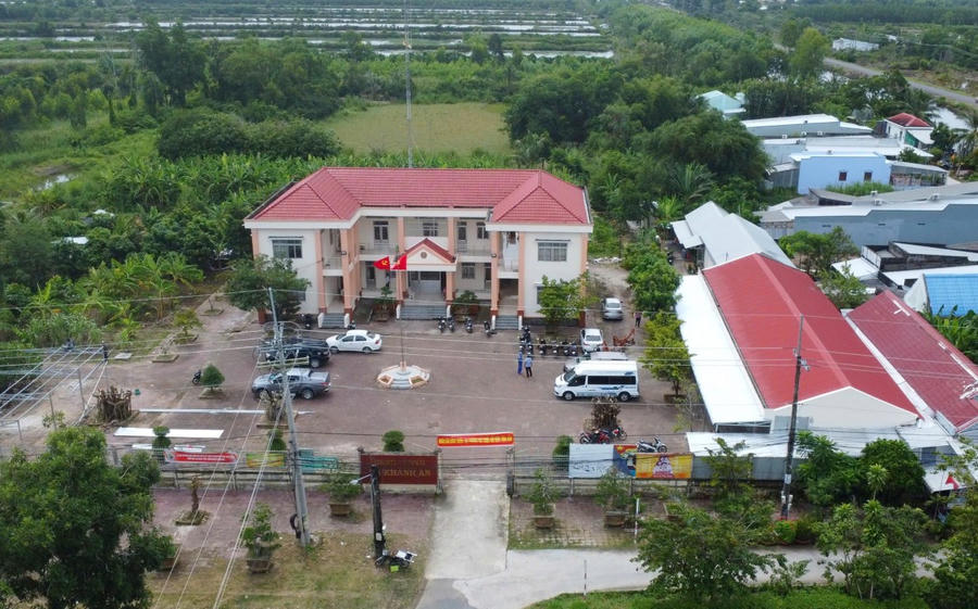 Xã Khánh An, tỉnh Cà Mau là địa bàn có diện tích rừng tràm rộng, dân cư sống rải rác trong khu vực rừng.