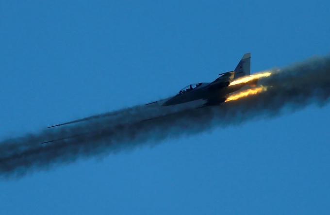 Máy bay huấn luyện chiến đấu Yakovlev Yak-130. (Ảnh: Reuters)