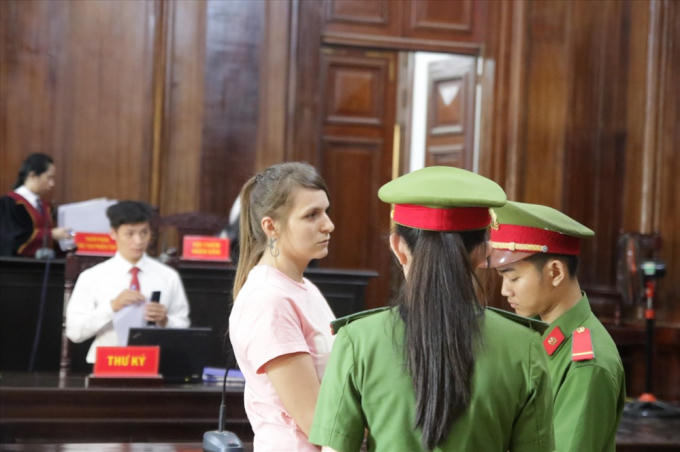 Anh227.