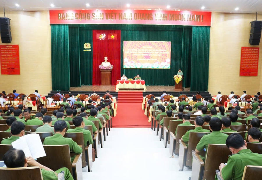 Quang cảnh Hội nghị