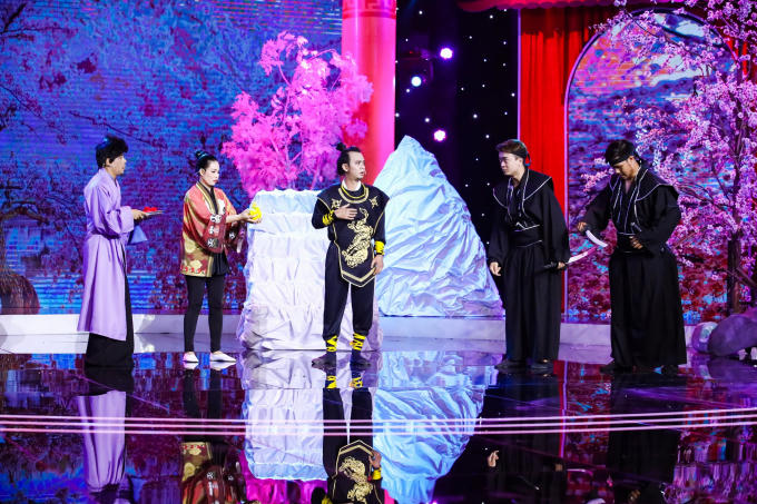 Việt Hương, Phú Quý tranh nhau tài trợ Chuồn Chuồn Giấy vào chung kết