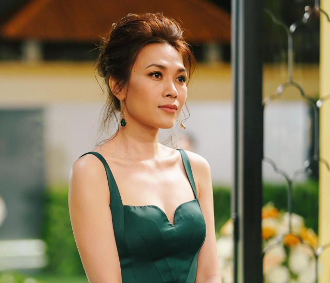 Đồng loạt cả 3 ca kh&uacute;c nhạc phim của Mỹ T&acirc;m vươn l&ecirc;n dẫn đầu bảng xếp hạng iTunes