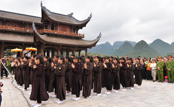 Hà nam tổ chức Lễ hội Xuân tại chùa Tam Chúc