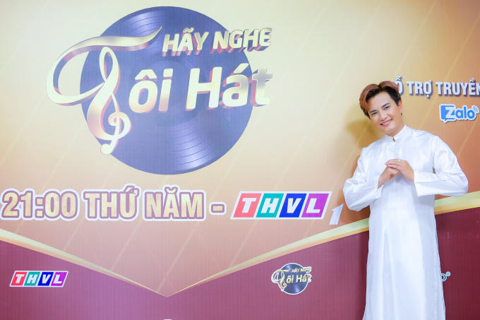Danh ca Giao Linh hát tặng cố nhạc sĩ Nguyễn Văn Đông trên sân khấu Hãy Nghe Tôi Hát