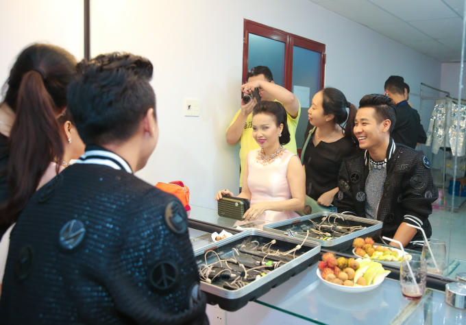 Nguyên Khang đa năng trong đêm chung kết Tuyệt đỉnh song ca nhí