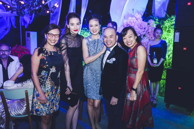 Vị doanh nhân cũng gửi lời cảm ơn sâu sắc đến bạn bè có mặt tại buổi tiệc cũng như các bạn bè gần xa luôn kề vai sát cánh cùng anh trong nhiều năm qua (Ảnh: Khoa Nguyễn D.K)