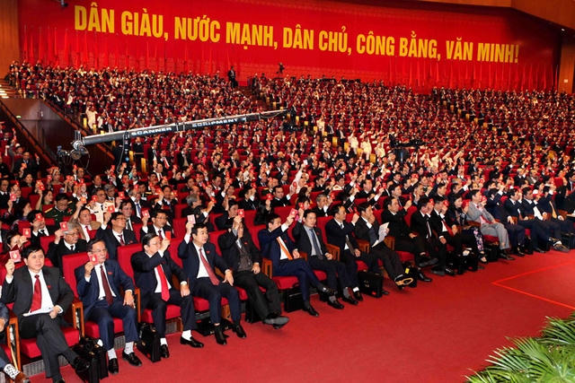 Cả nước đang quan tâm dõi theo Đại hội Đảng lần thứ XII.