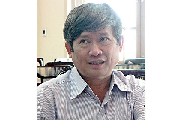 Được, mất gì khi bỏ “giờ giới nghiêm”?