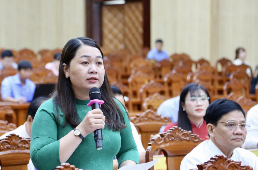 Đại biểu chất vấn tại kỳ họp