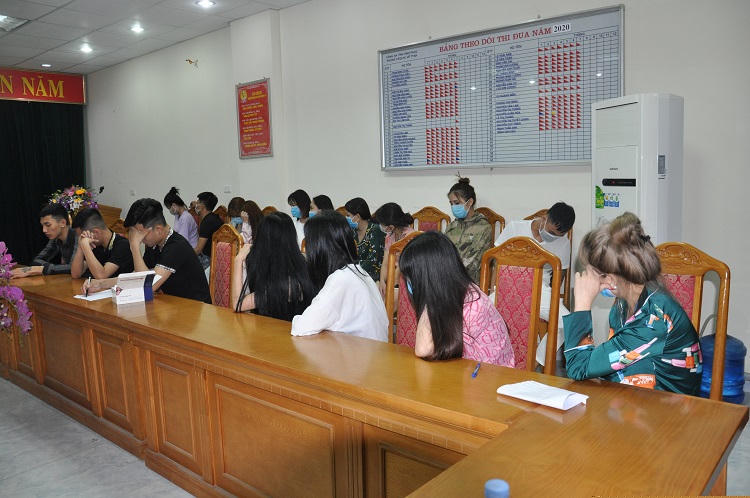 Các đối tượng bị bắt giữ