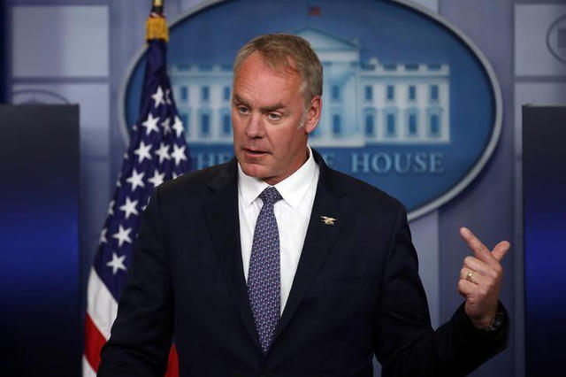 Bộ trưởng Nội vụ Mỹ Ryan Zinke (Ảnh: Reuters)