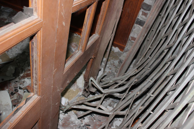 Th&aacute;i Nguy&ecirc;n: Hiện trường vụ nổ tại nh&agrave; trưởng C&ocirc;ng an x&atilde;