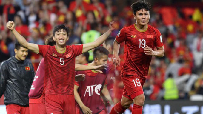 Đoàn Văn Hậu được đội bóng đang xếp hạng 4 Bundesliga muốn ký hợp đồng. Trước đó, cả Quang Hải và Văn Hậu cũng được 1 CLB ở Tây Ban Nha quan tâm